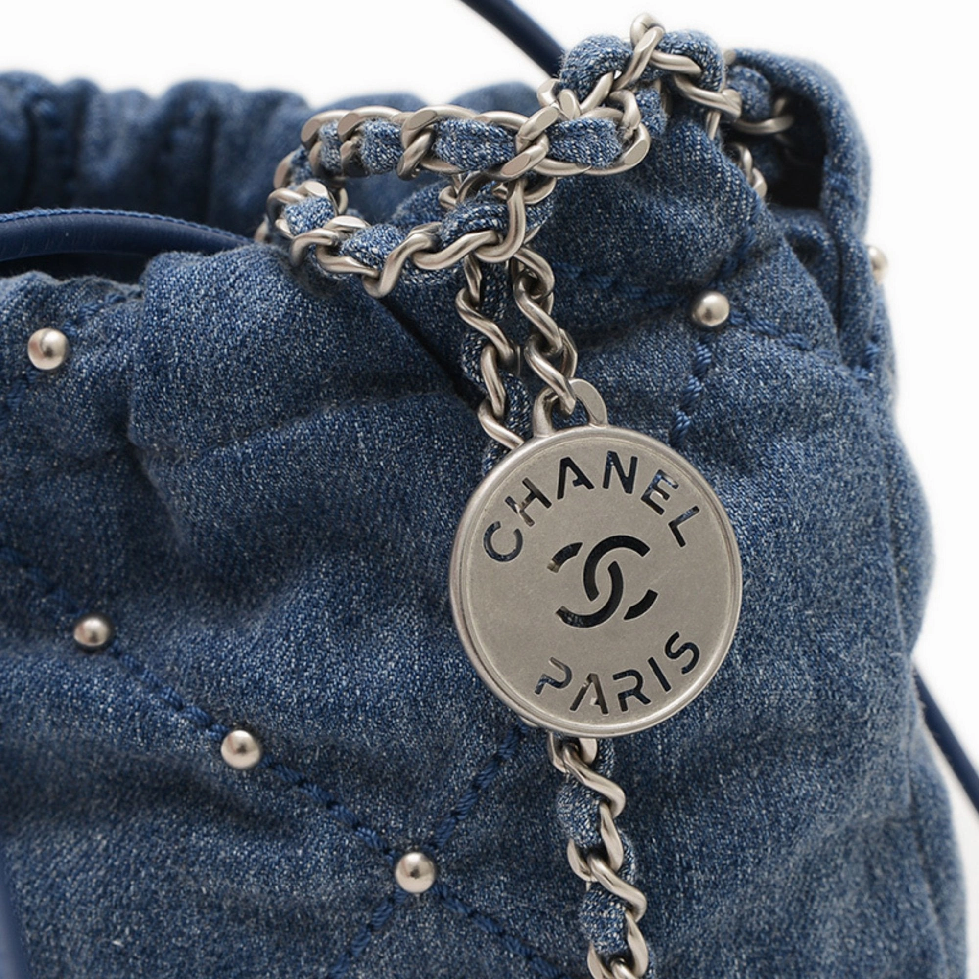 Chanel  Shoulder Bag (Pre-Owned)