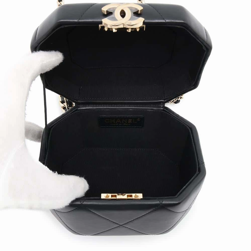 CHANEL Vanity bag ChainShoulder BlackAS2630 Lambskin