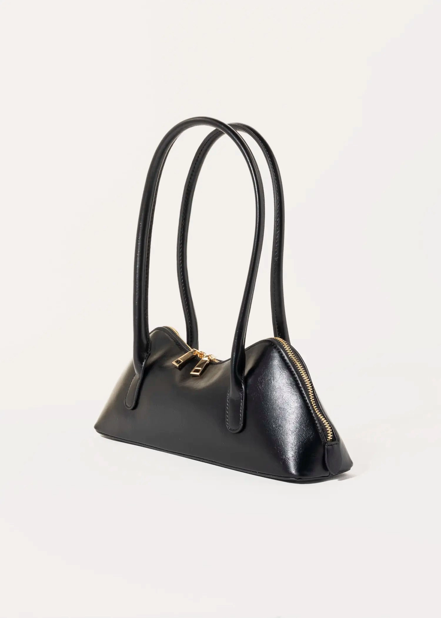 Dakota Shoulder Bag