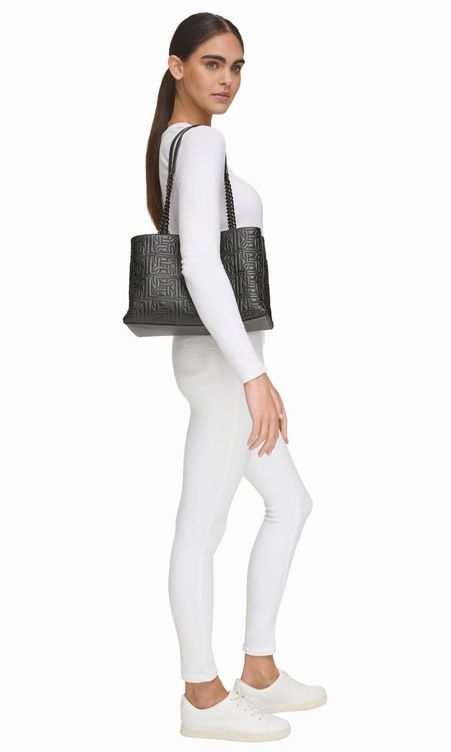Delanie Tote