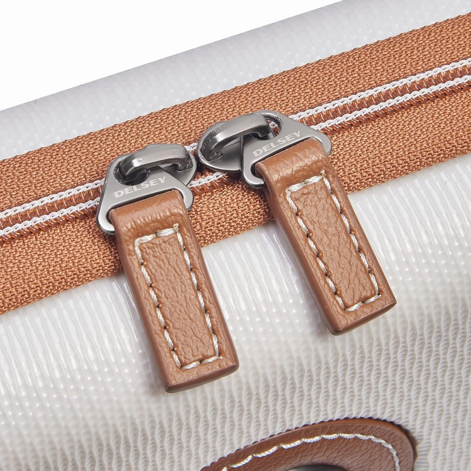 DELSEY Paris Women's Chatelet Air 2.0 Clutch and Crossbody Bag