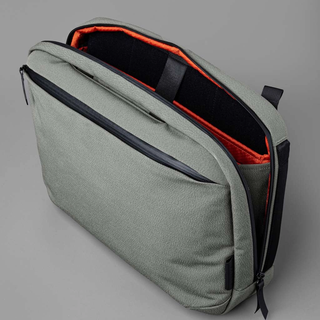 Elements Tech Brief Pro