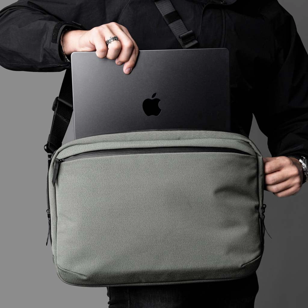 Elements Tech Brief Pro
