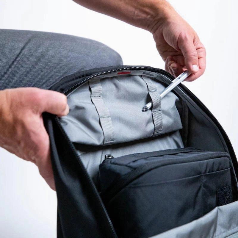 Evergoods Civic Half Zip 26L - Solution Black