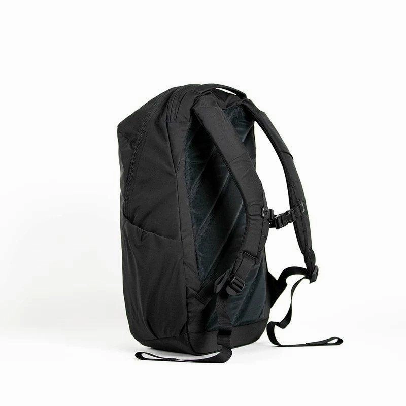 Evergoods Civic Half Zip 26L - Solution Black