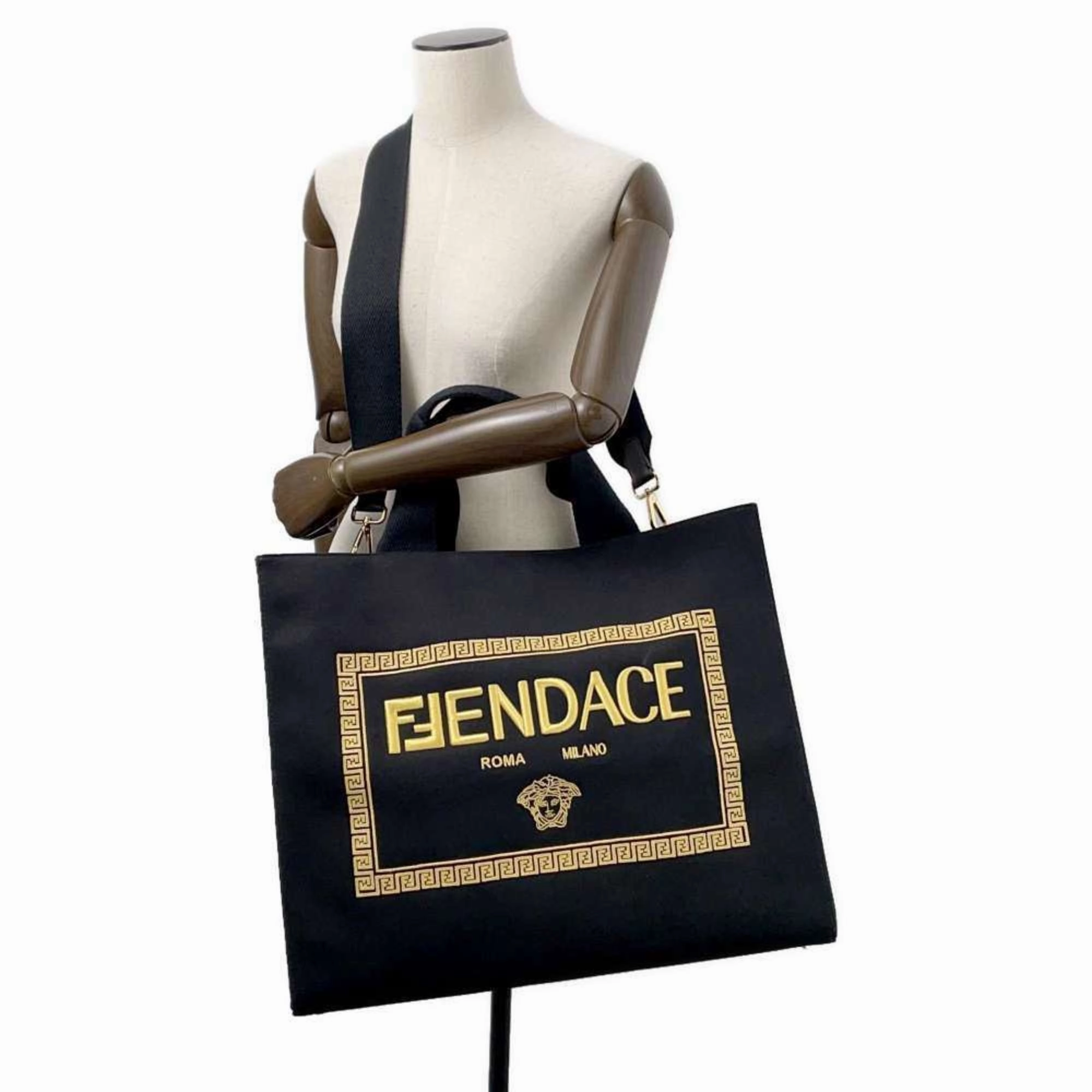 Fendi Canvas Shoulder Bag Tote Bag (Pre-Owned)