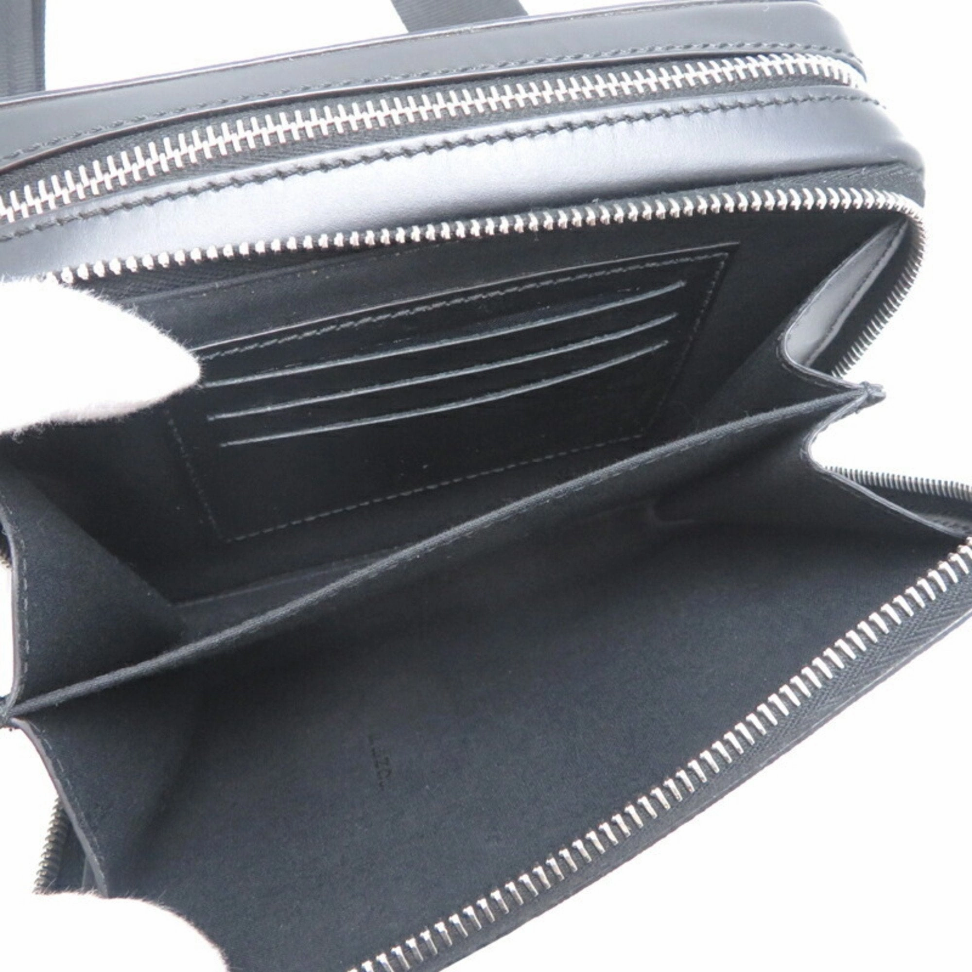 Fendi Fabric Shoulder Bag (Pre-Owned)