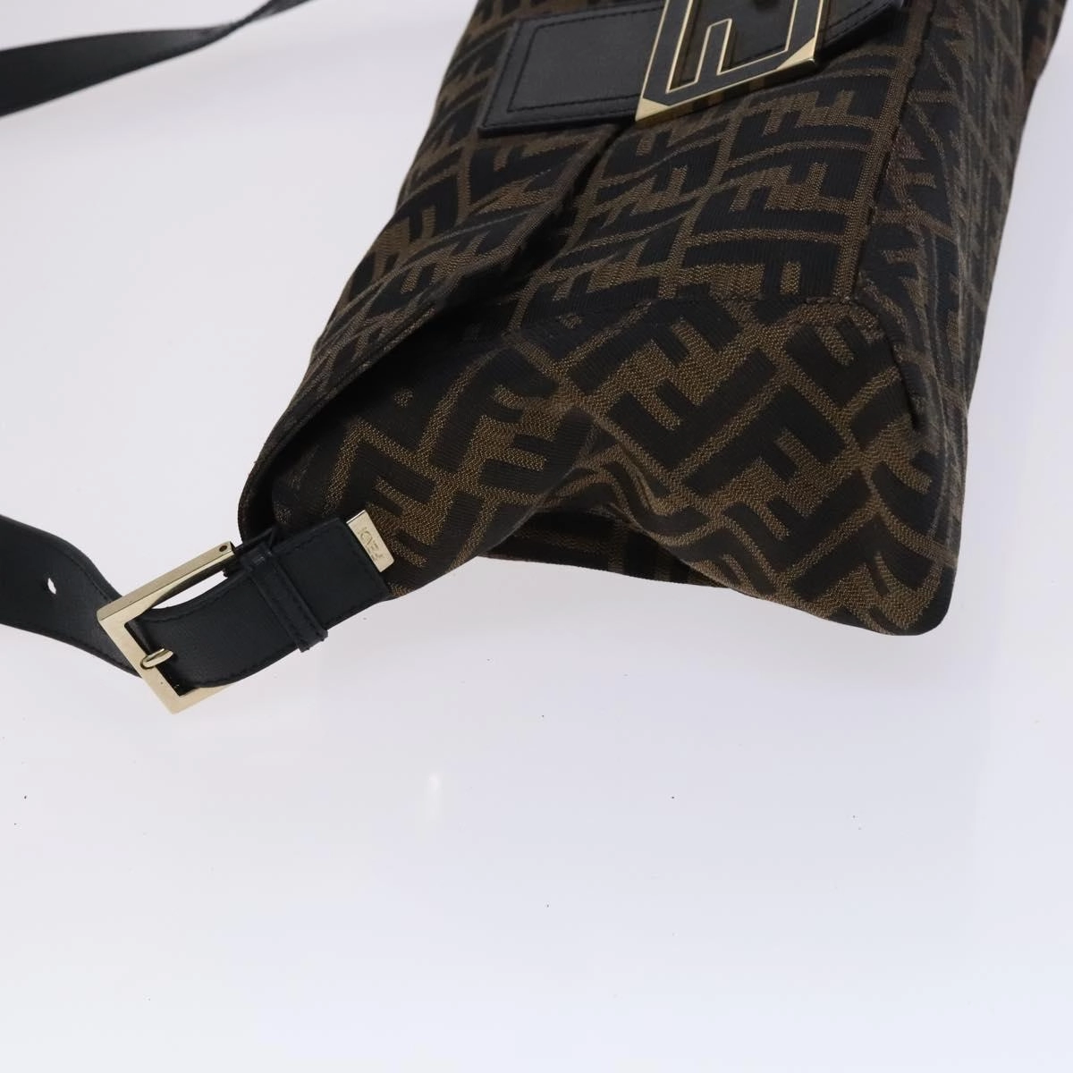 Fendi Zucchino Canvas Shoulder Bag (Pre-Owned)