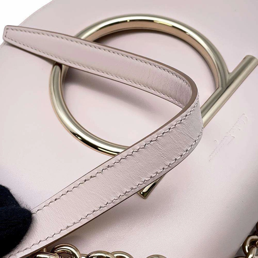 Ferragamo Gancini ChainShoulder Bag Light PinkAU 21 G998 Leather