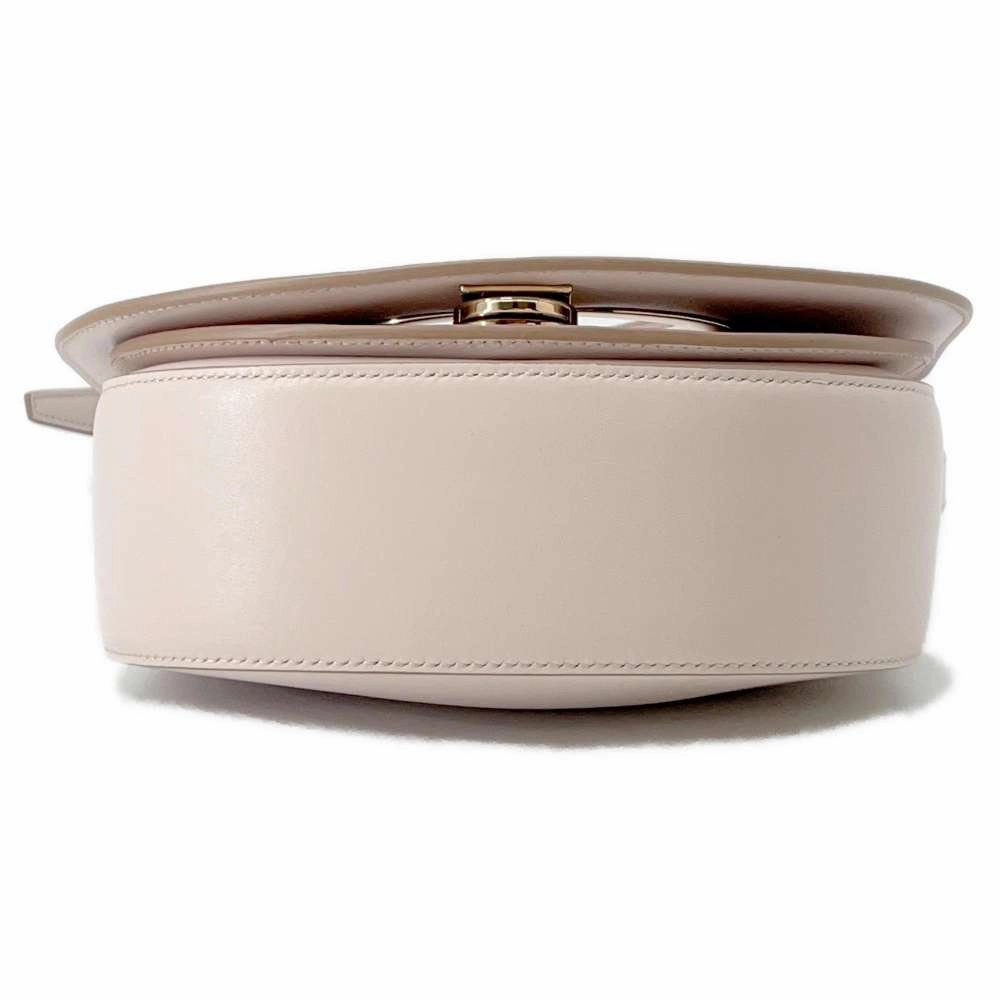 Ferragamo Gancini ChainShoulder Bag Light PinkAU 21 G998 Leather