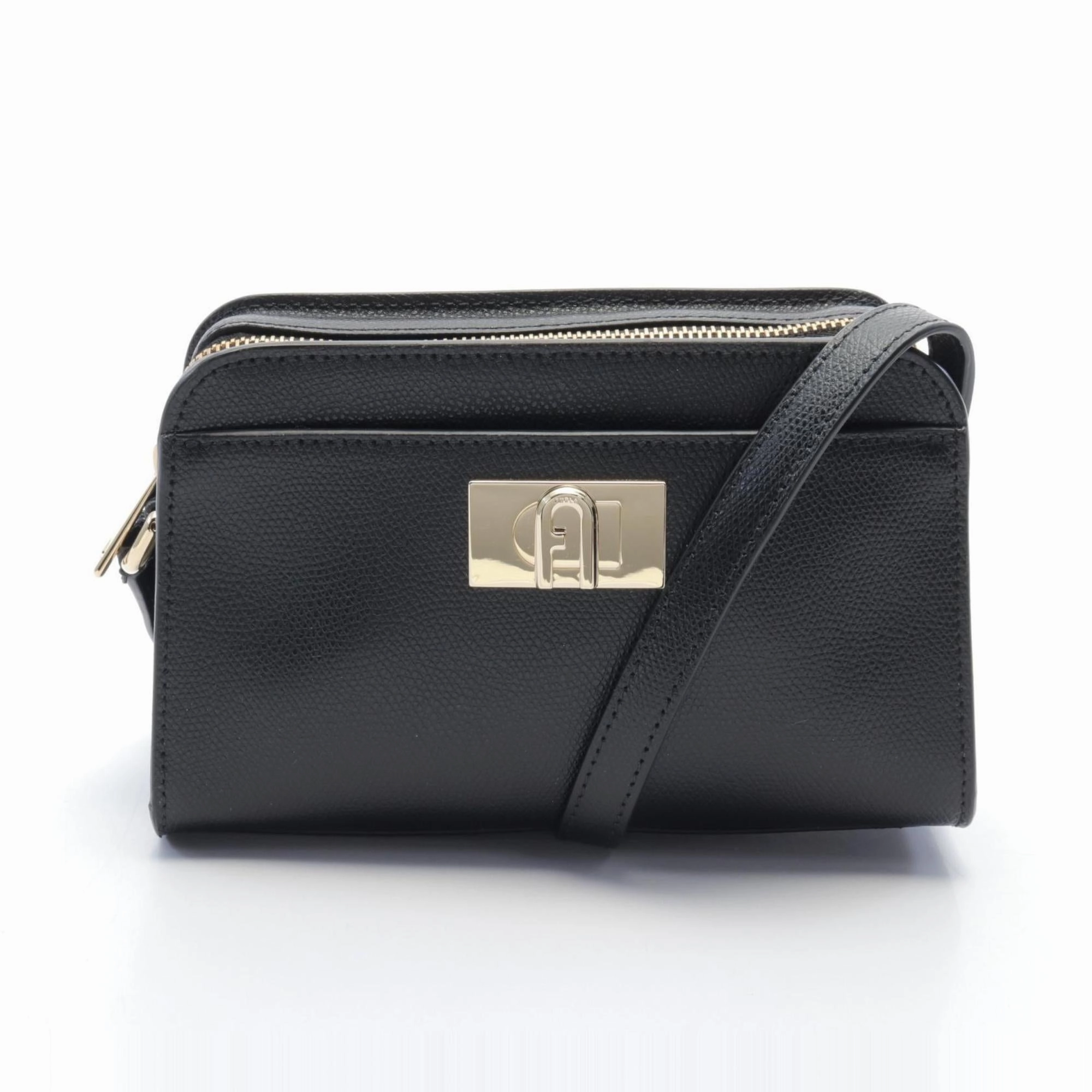 Furla  Leather Shoulder Bag (Pre-Owned)