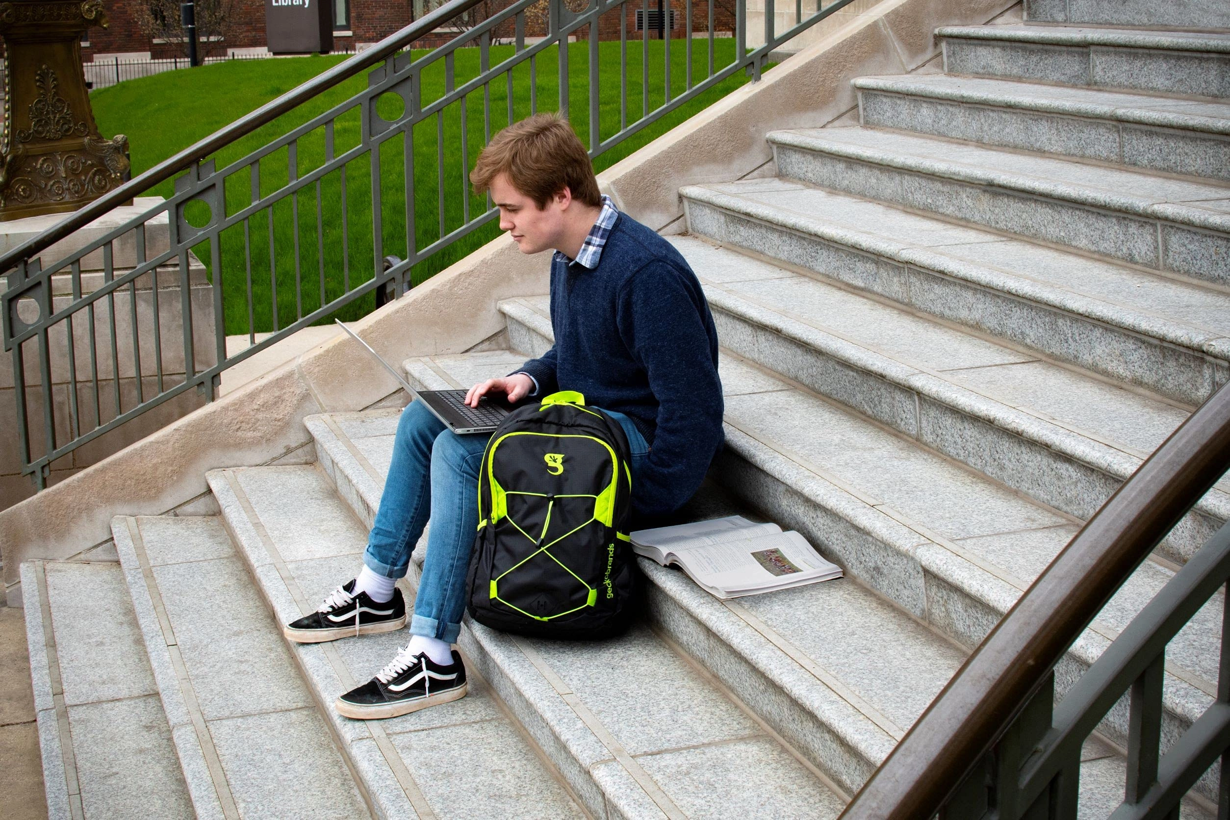 Geckobrands Impact Backpack