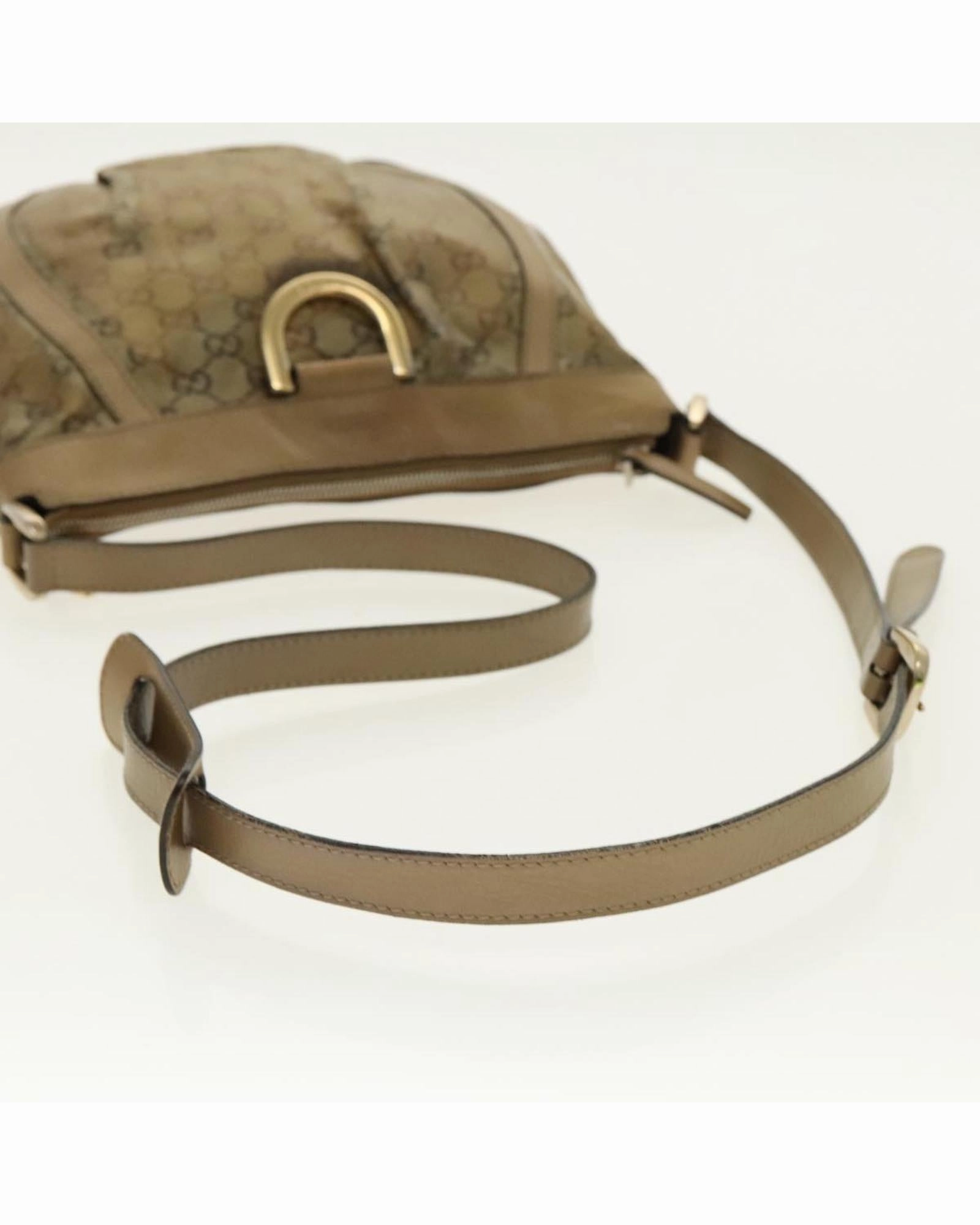 GG Canvas Shoulder Bag
