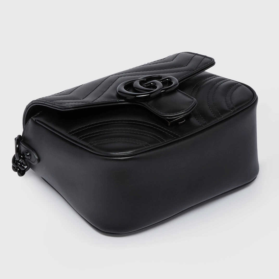 GG Marmont Matelass Mini Shoulder Bag in Black