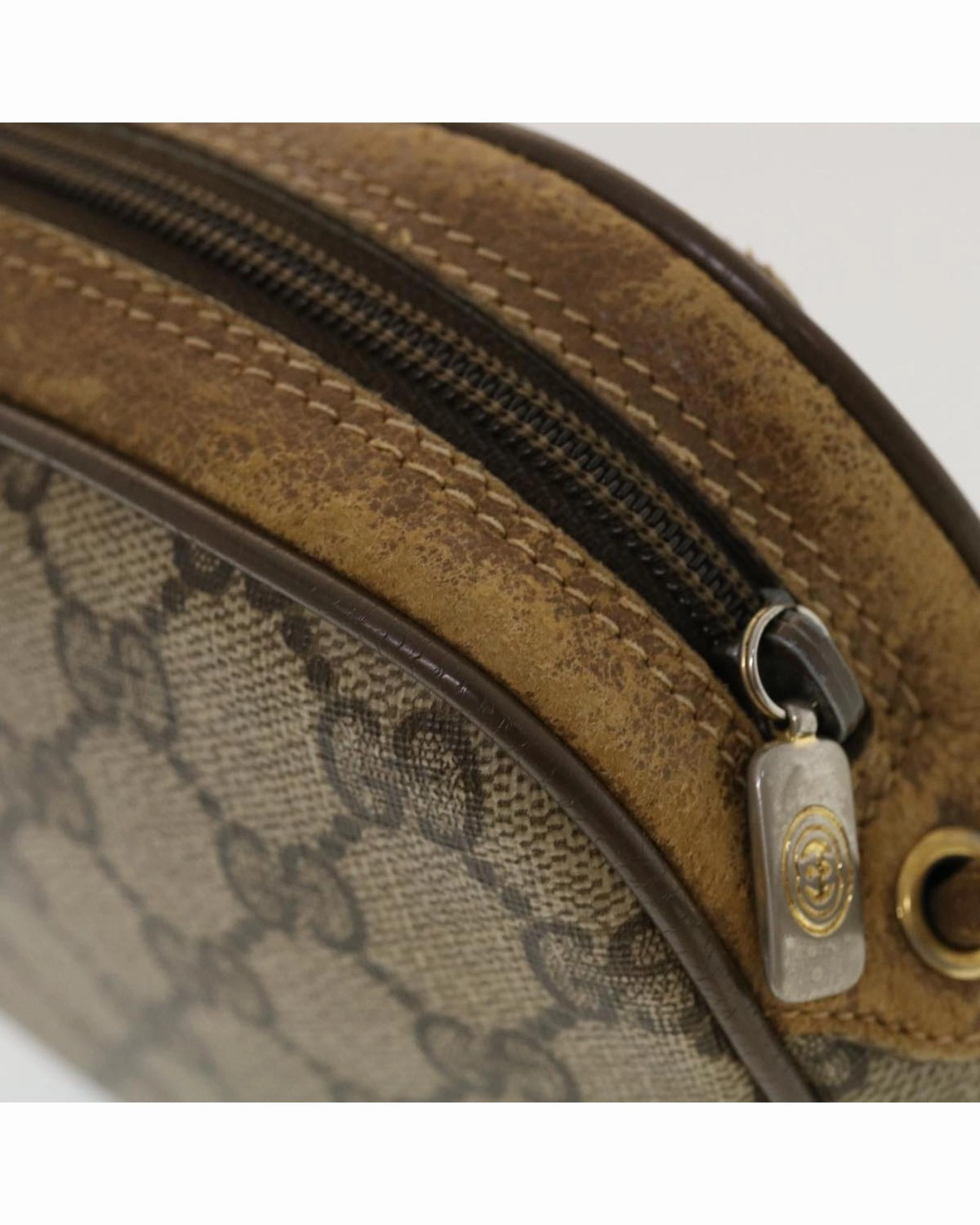 GG Supreme Monogram Shoulder Bag
