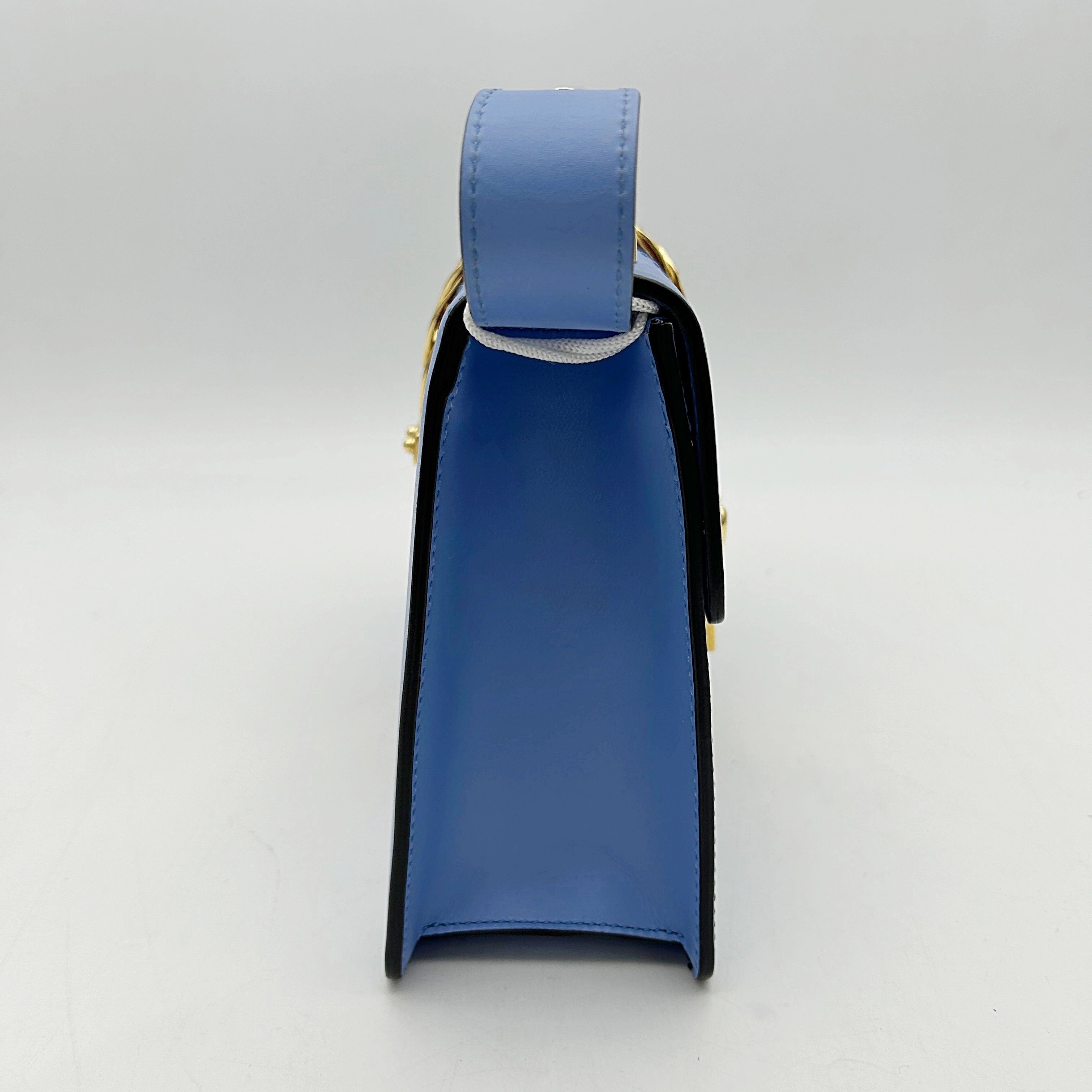 Gucci | Bags | Gucci Sylvie Shoulder Bag  LA26809