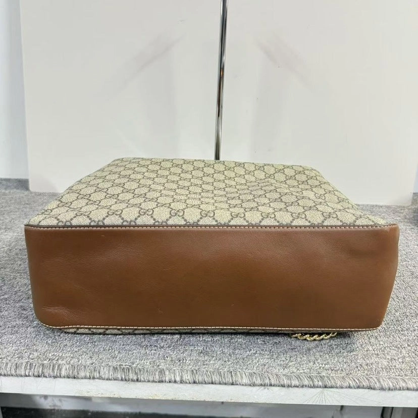 Gucci Beige Brown GG Supreme Canvas Shoulder Bag Large