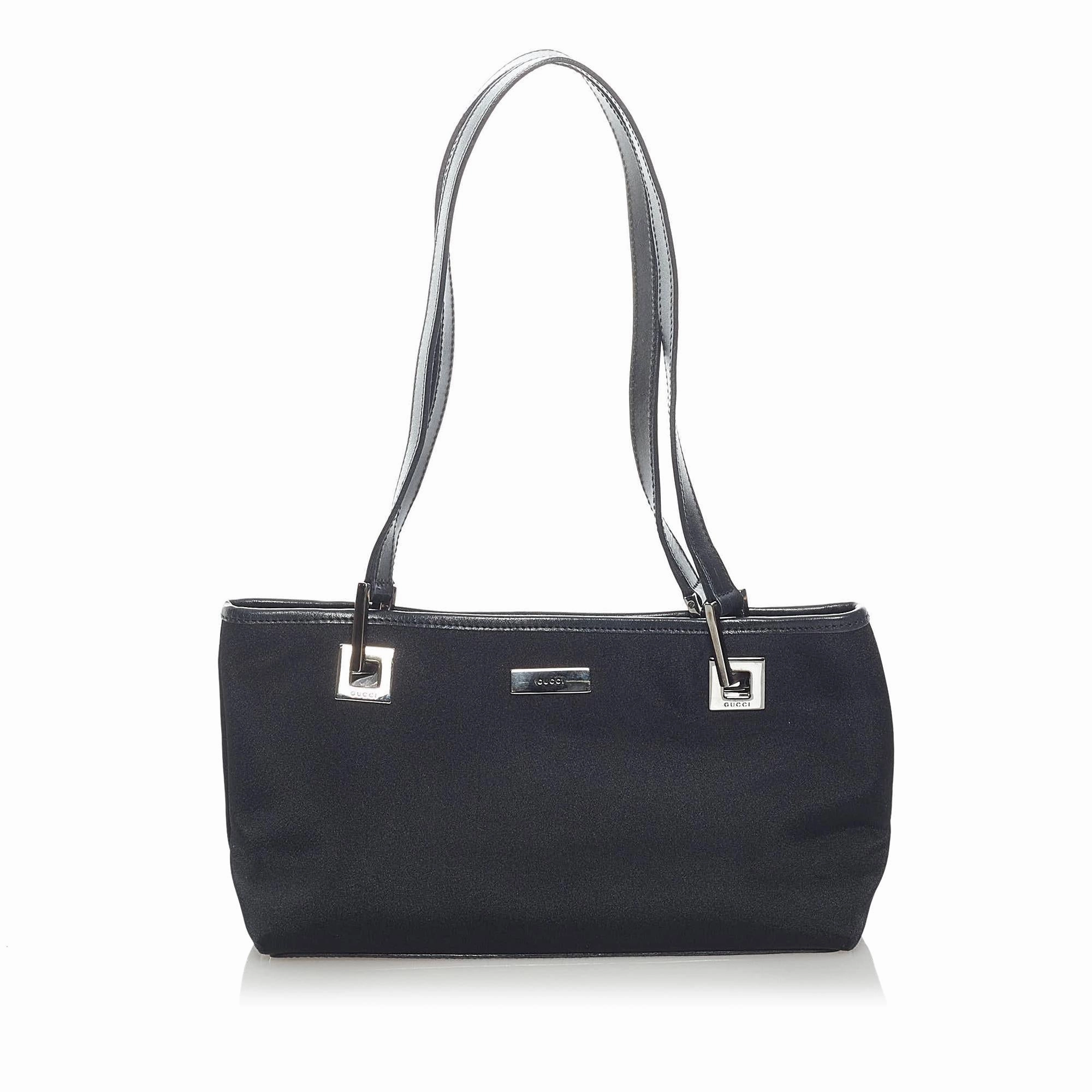 Gucci Canvas Shoulder Bag (SHG-33495)