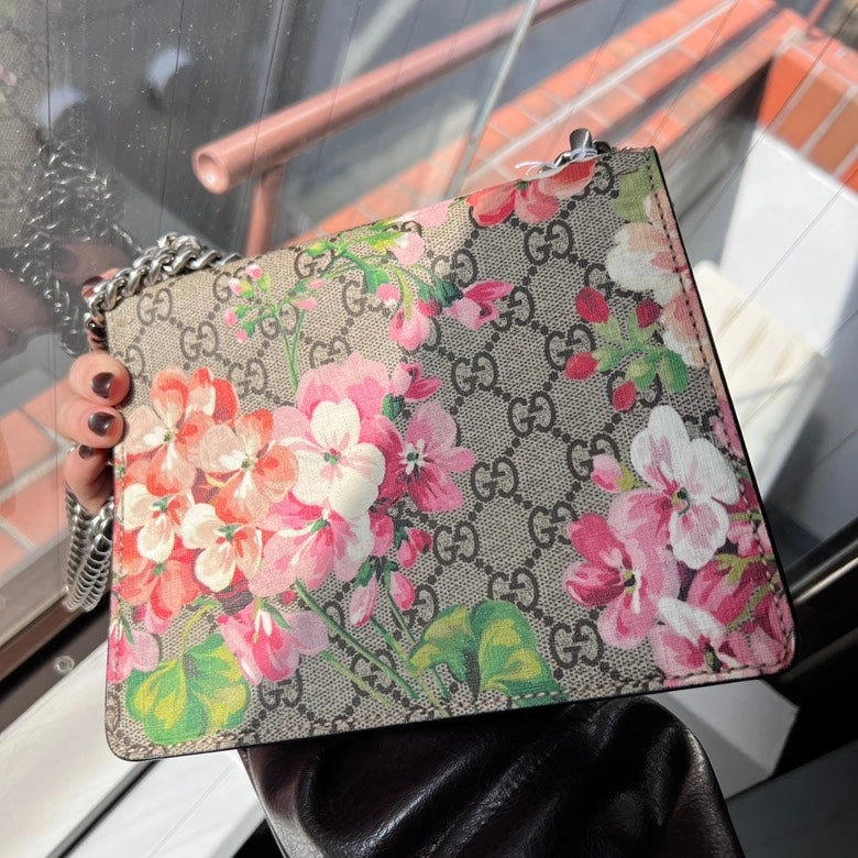 Gucci Dionysus Floral Print GG Supreme Canvas Shoulder Bag Beige