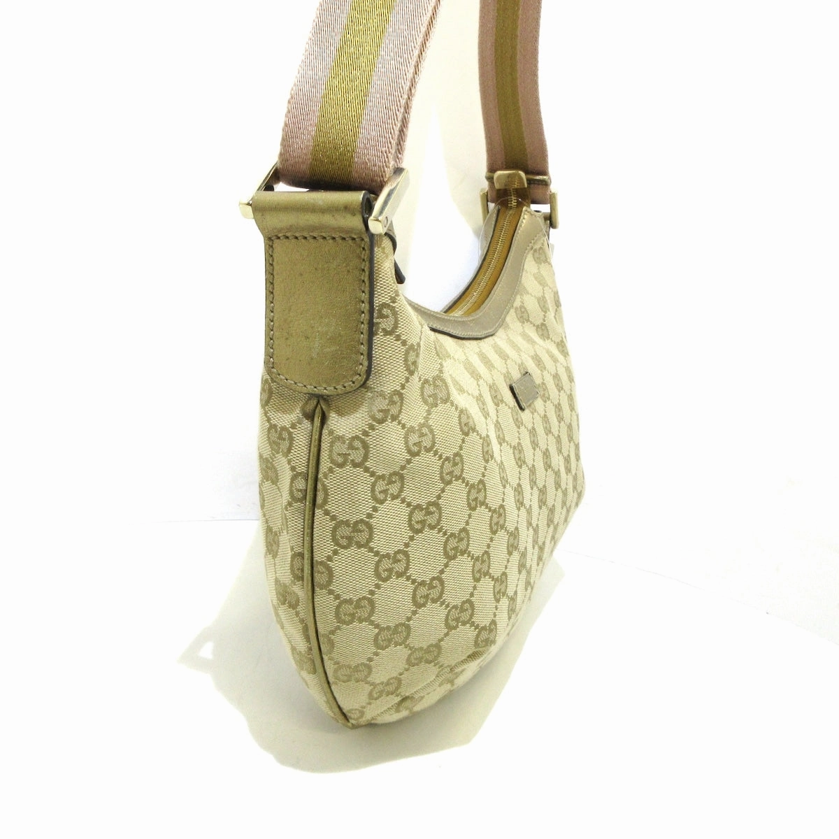 Gucci Gg Canvas  Canvas Shoulder Bag ()