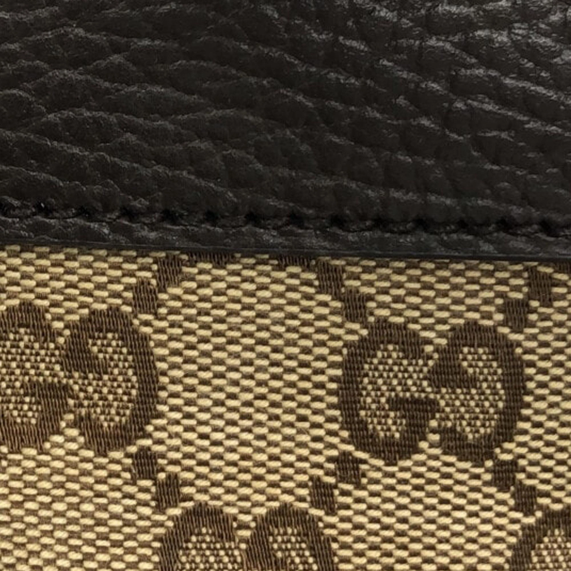Gucci GG Canvas Drawstring Backpack (SHG-ROBSMj)