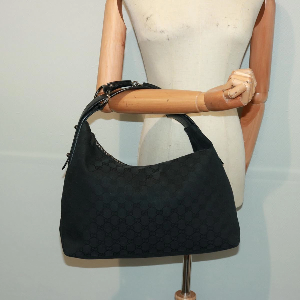 GUCCI GG Canvas Horsebit Shoulder Bag Black 115867  13263