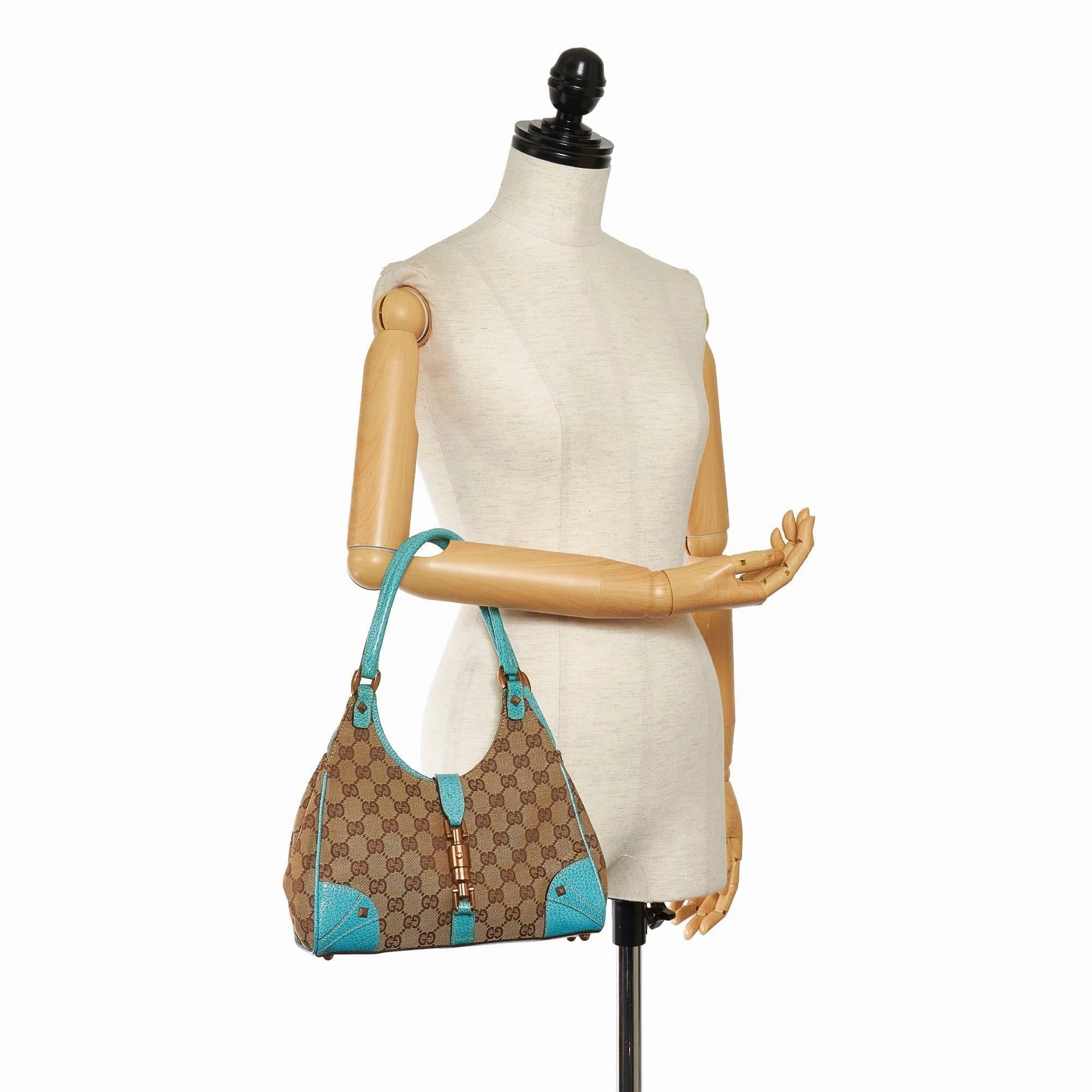 Gucci GG Canvas Nailhead Jackie Shoulder Bag (SHG-32595)