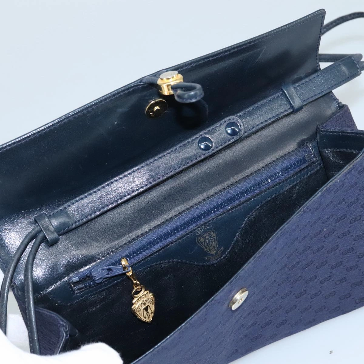 Gucci Gg Canvas Navy Canvas Shoulder Bag ()