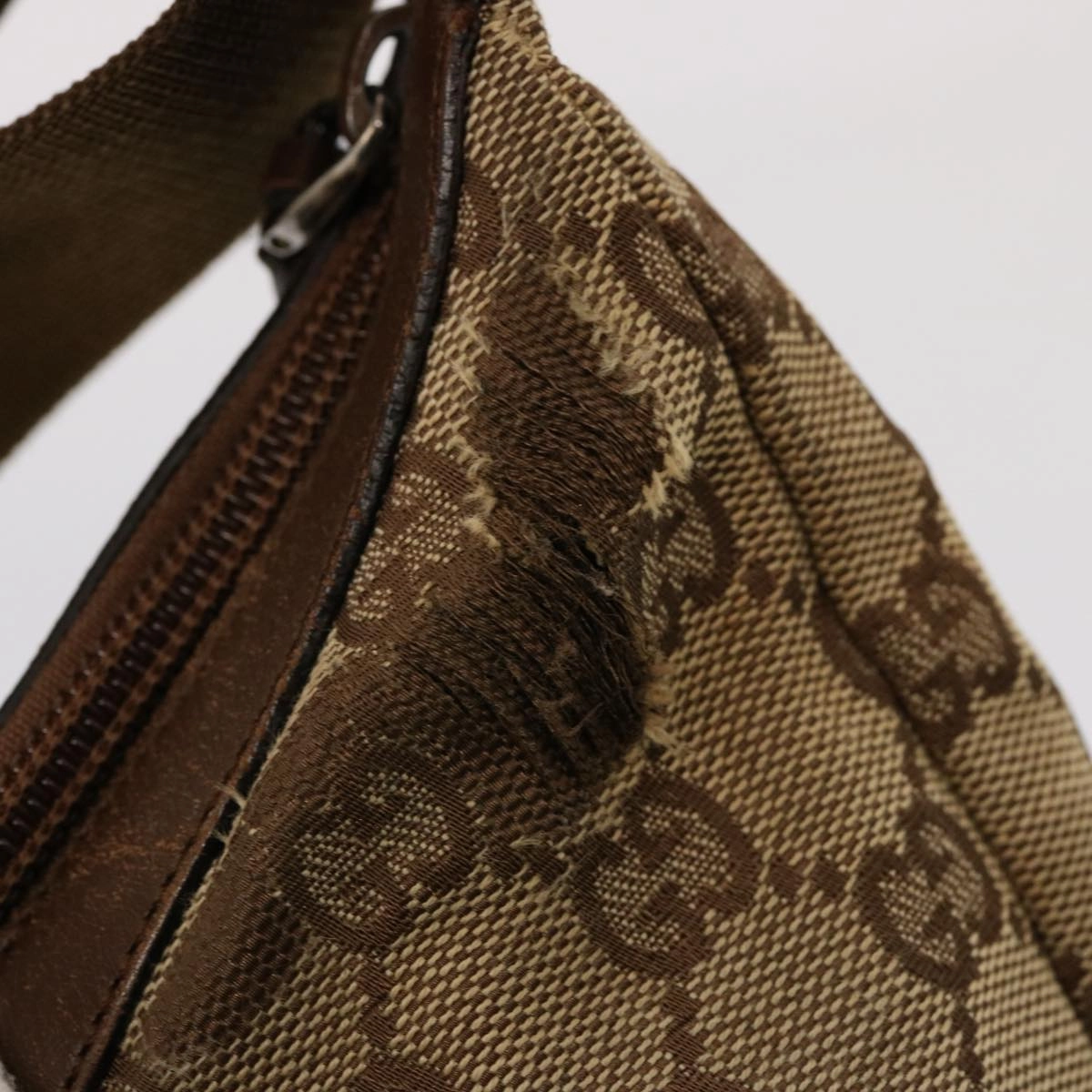 GUCCI GG Canvas Shoulder Bag Beige 35098  75971