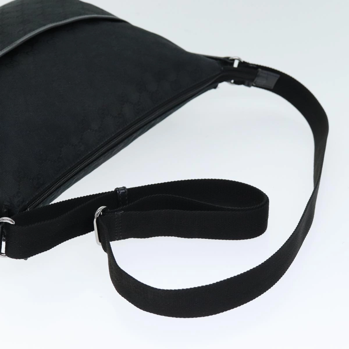 GUCCI GG Canvas Shoulder Bag Black 145856  74657