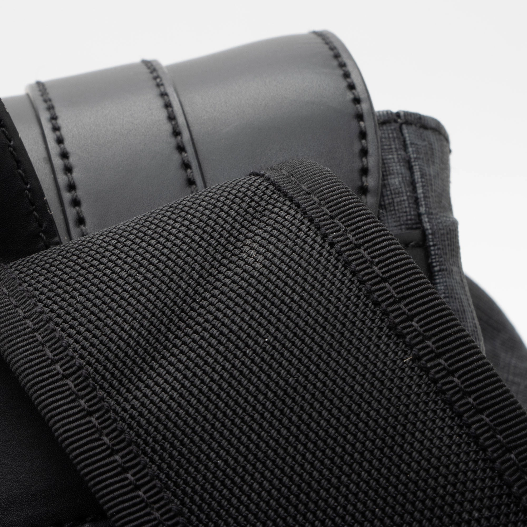 Gucci GG Supreme Medium Flap Backpack (SHF-FgH5FO)