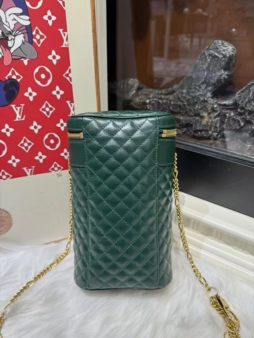 Gucci Green Quilted Leather Cylindrical Shoulder Bag Medium