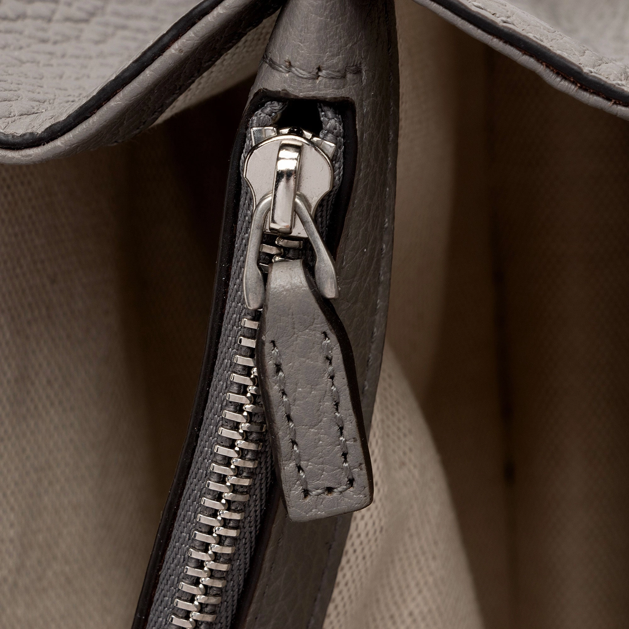 Gucci Leather Crystal Dionysus Small Shoulder Bag (SHF-7IrKBg)