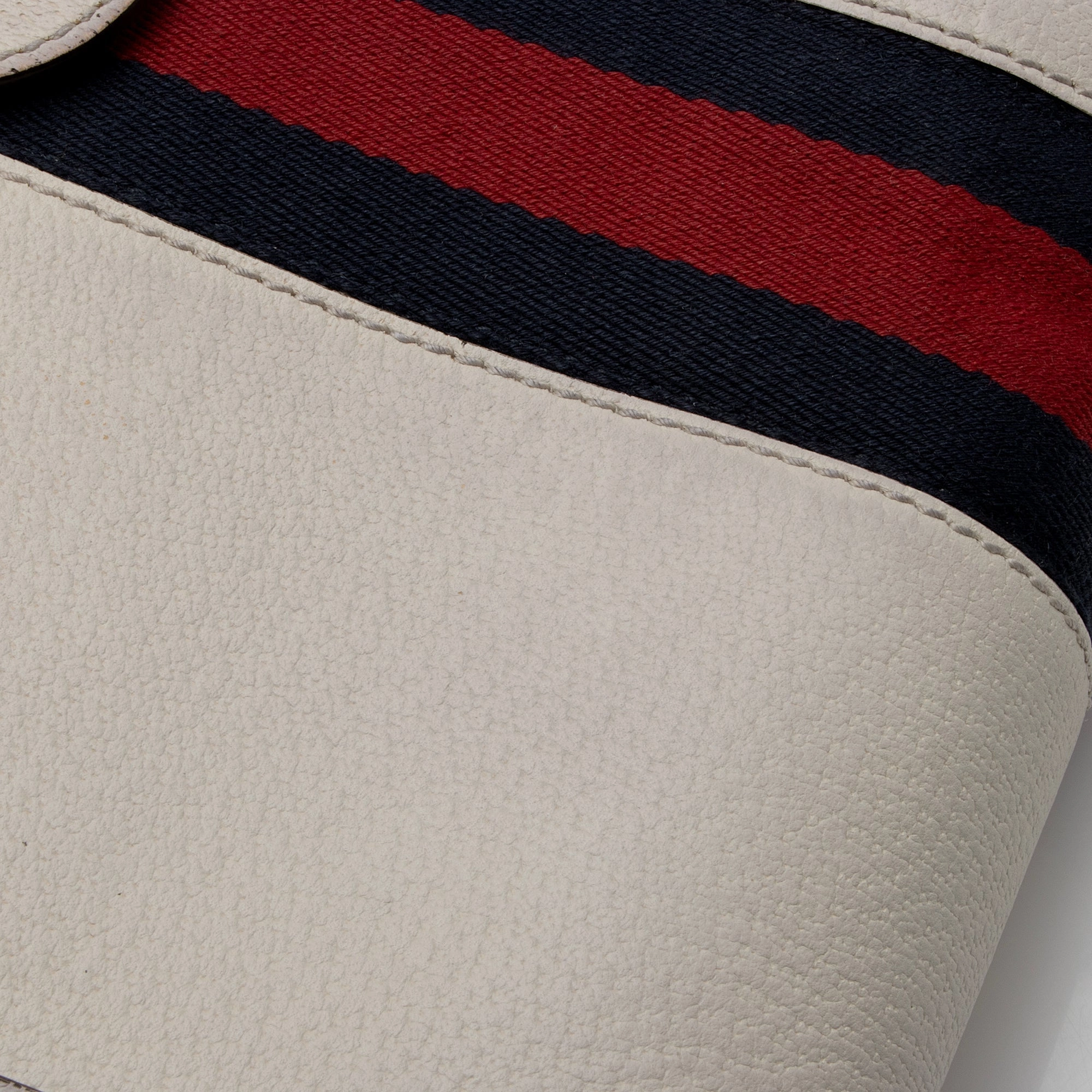 Gucci Leather Ophidia Small Shoulder Bag (SHF-1tNtpm)
