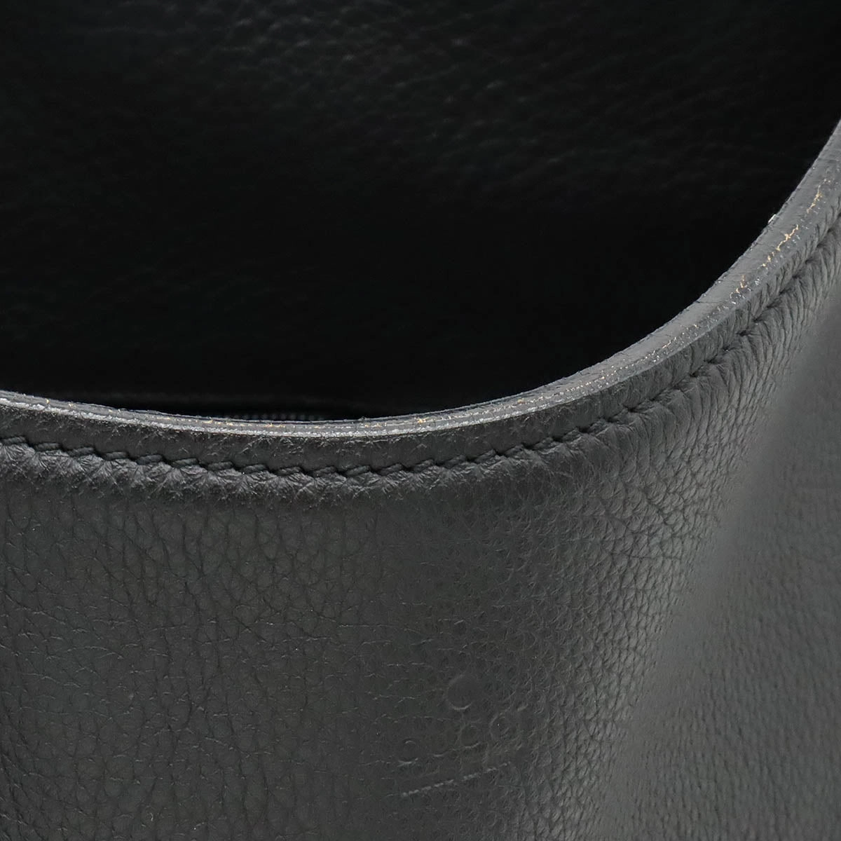 Gucci Leather Shoulder Bag Black