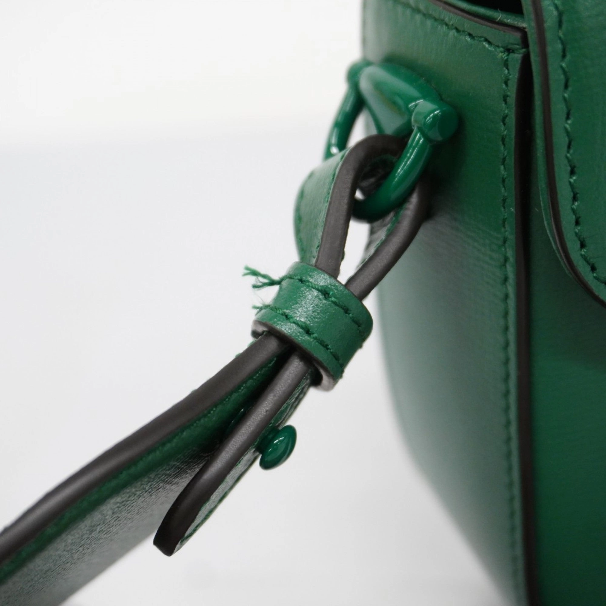 Gucci  Leather Shoulder Bag (Pre-Owned)