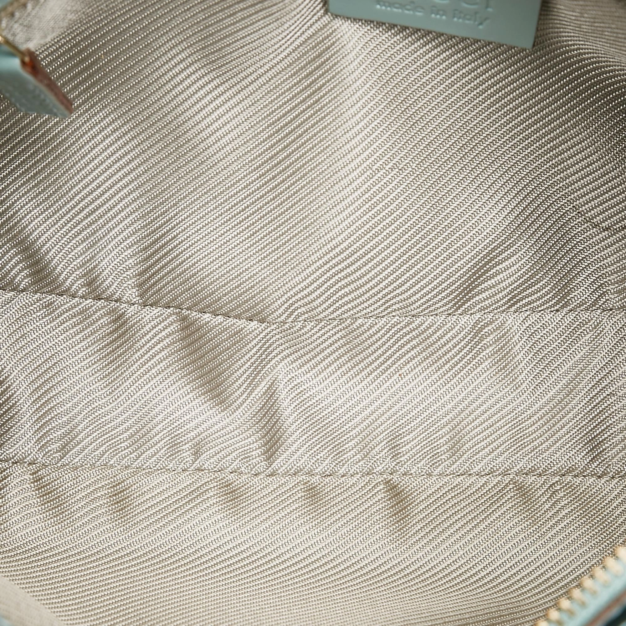Gucci Leather Shoulder Bag (SHG-32533)