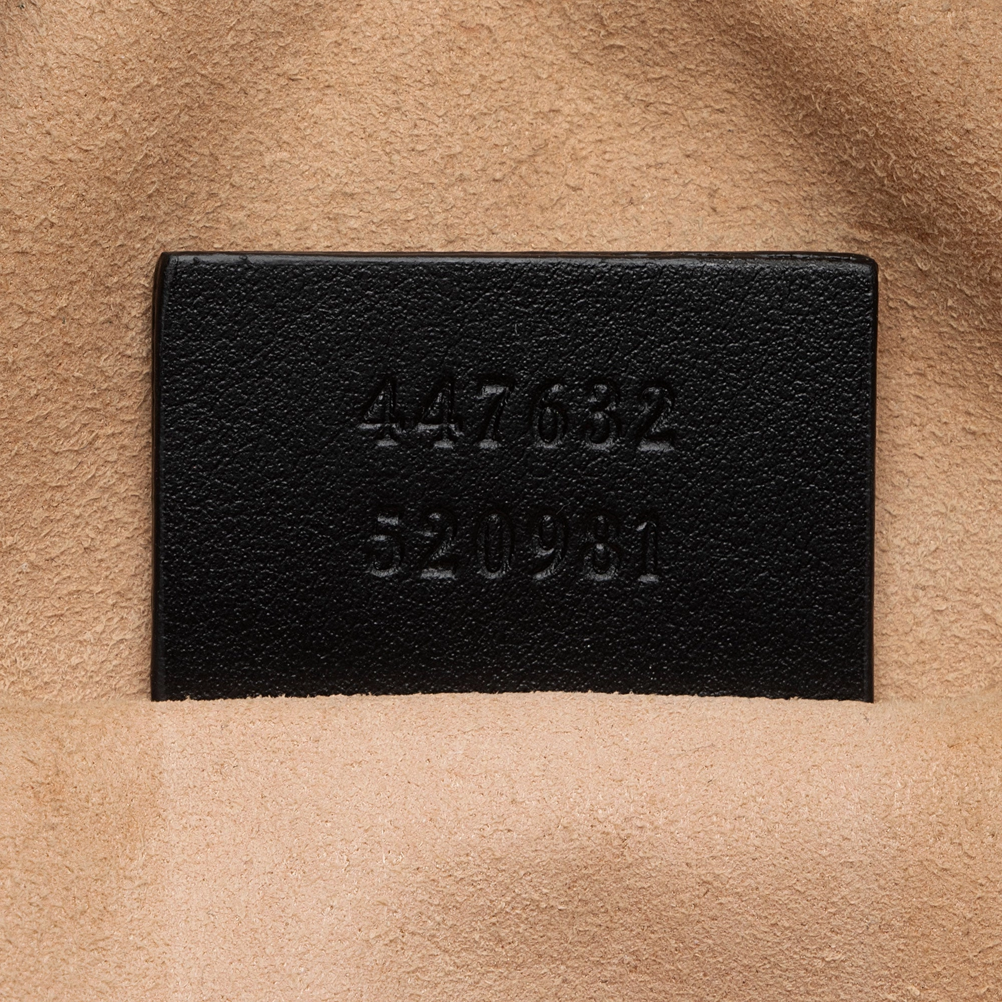 Gucci Matelasse Leather GG Marmont Small Shoulder Bag (SHF-BwQI32)