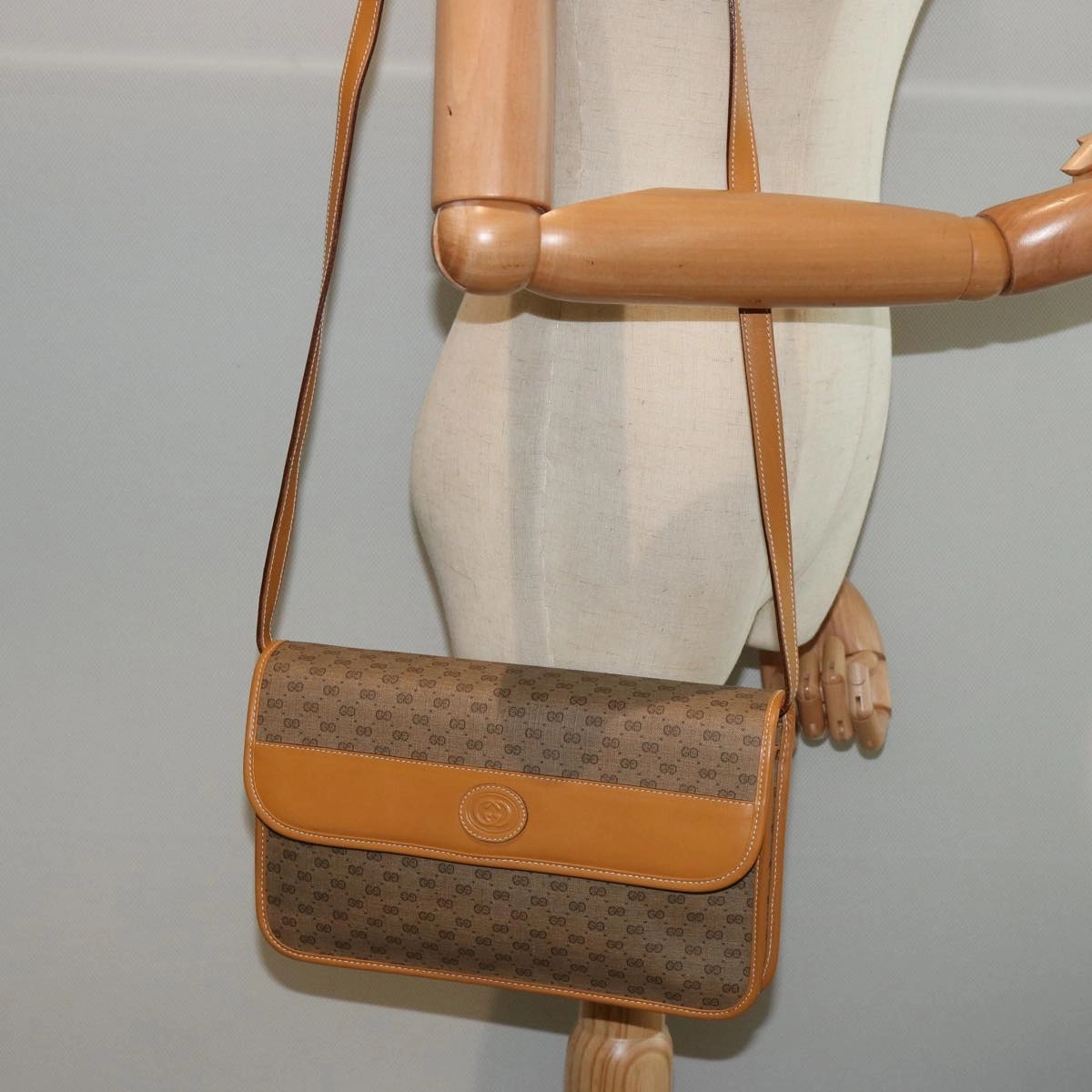 GUCCI Micro GG Supreme Shoulder Bag PVC Leather Beige 004 904 0261  ep4329