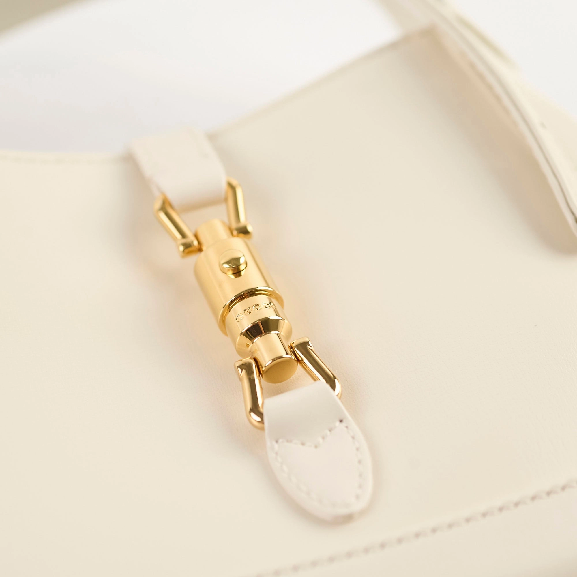 Gucci Mini Jackie Ivory