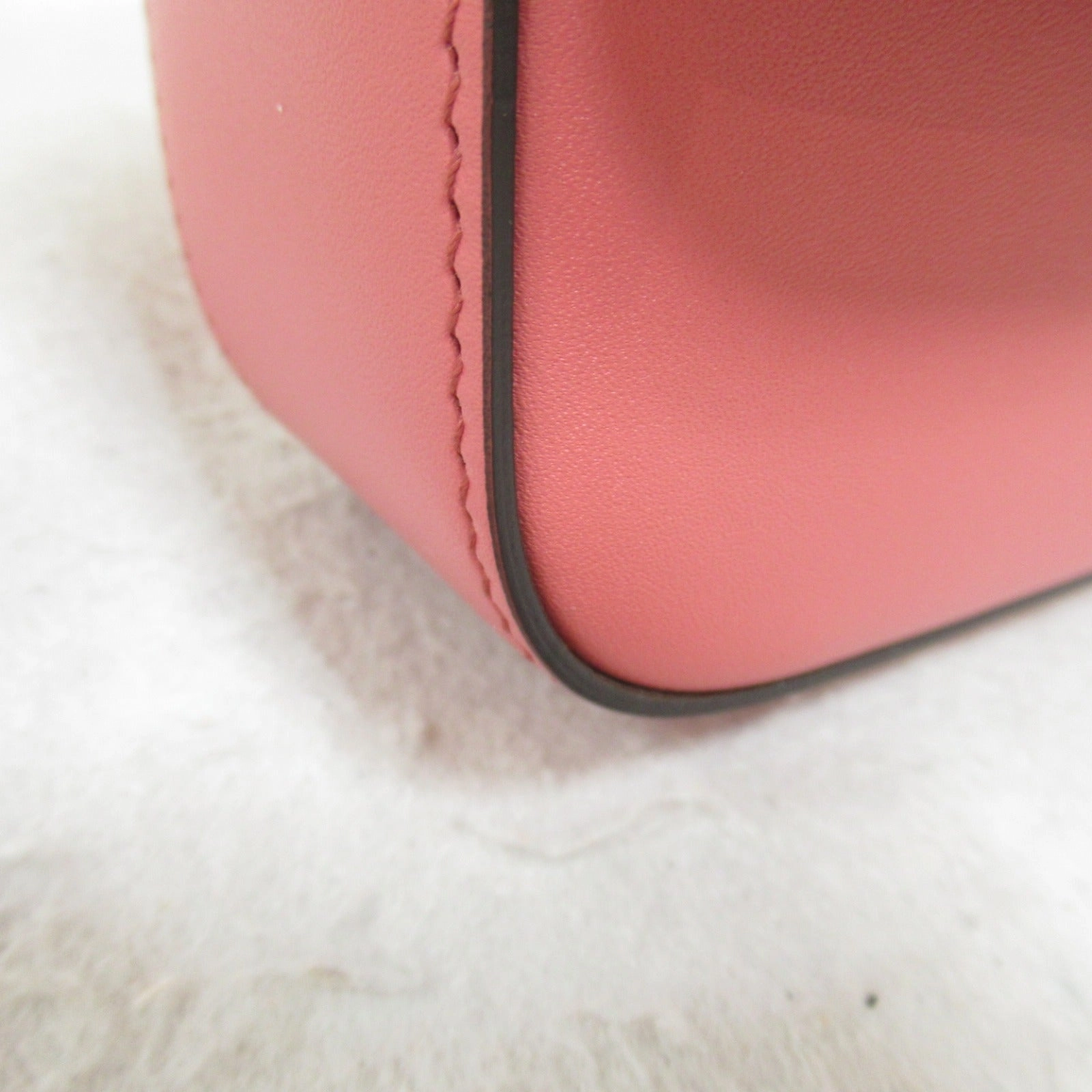 Gucci Mini Leather Shoulder Bag Pink