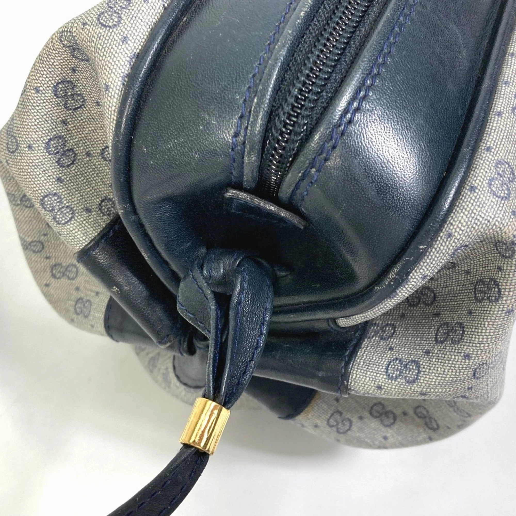 Gucci Navy Other Shoulder Bag ()