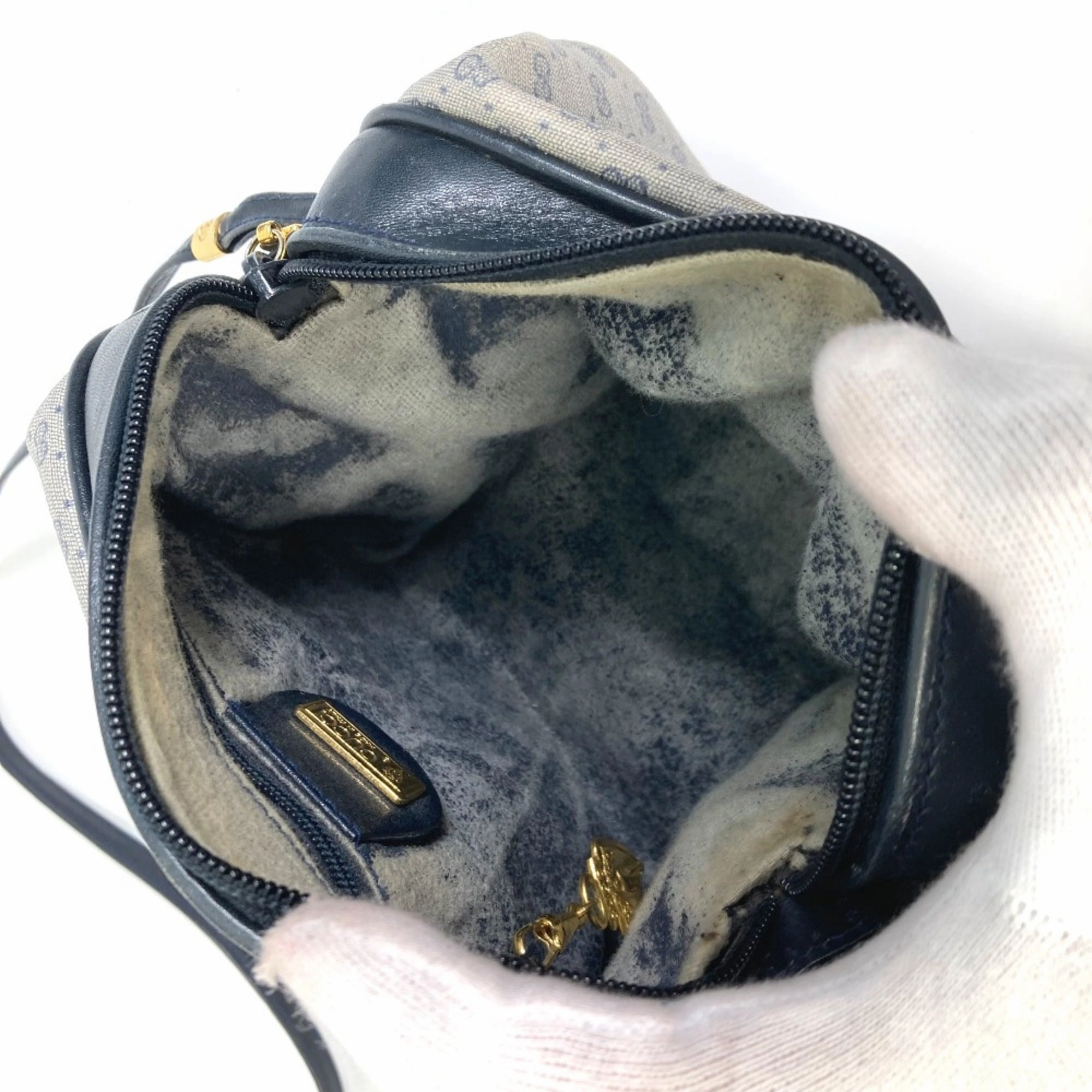 Gucci Navy Other Shoulder Bag ()