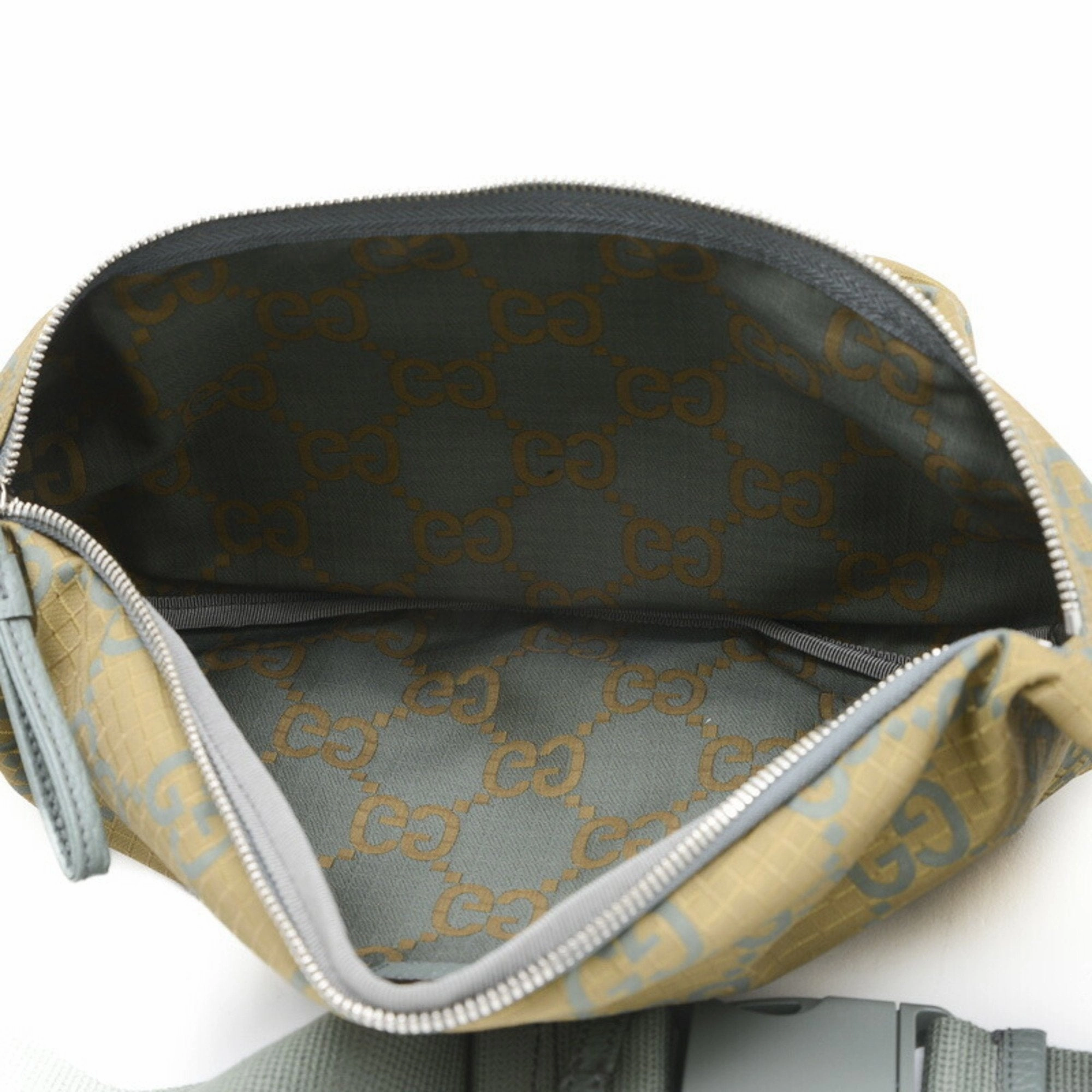 Gucci  Nylon Leather Shoulder Bag (Pre-Owned)