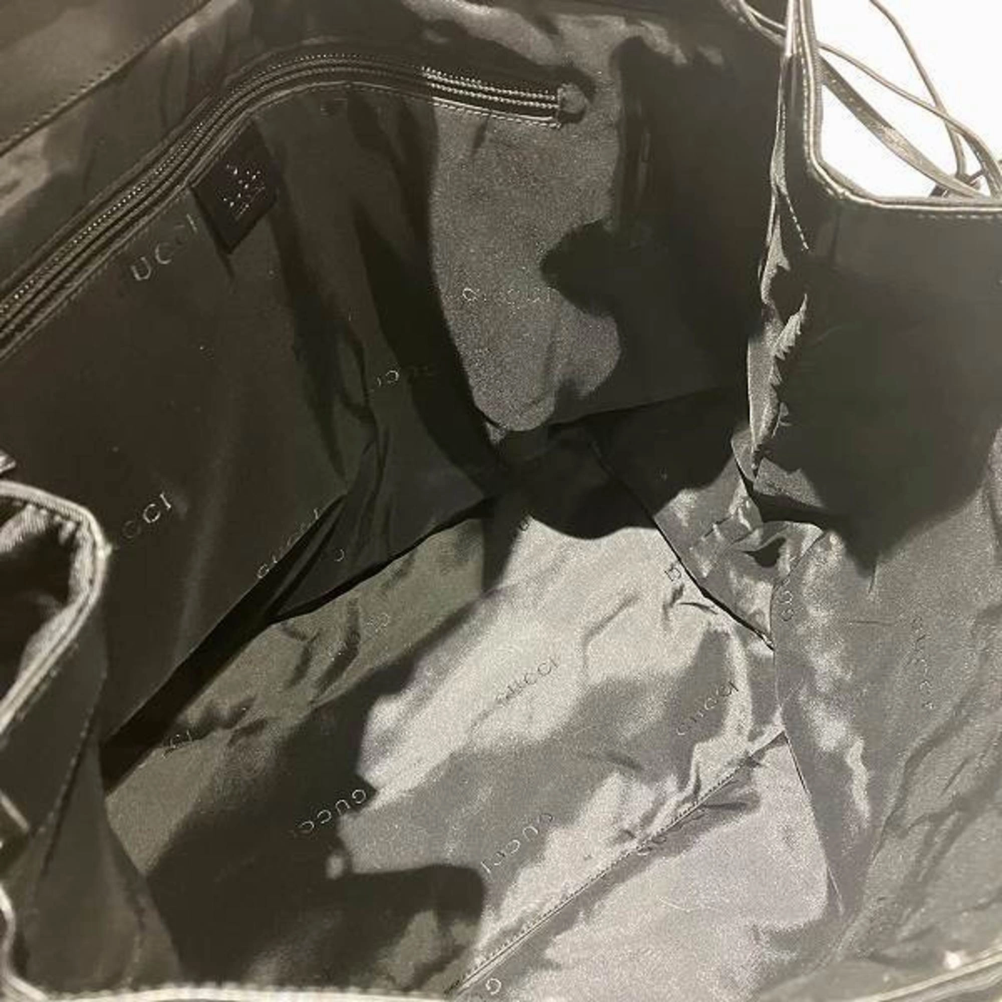 Gucci  Nylon Shoulder Bag (Pre-Owned)