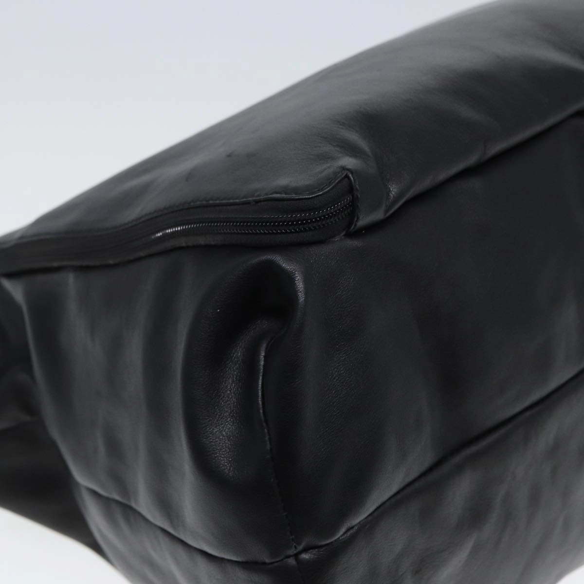 GUCCI Shoulder Bag Leather Black  fm3542