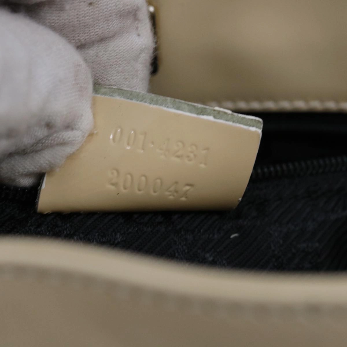 Gucci Soho  Canvas Shoulder Bag ()