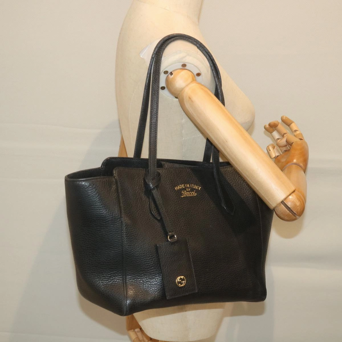 GUCCI Swing Shoulder Bag Leather Black 354408  ep2176