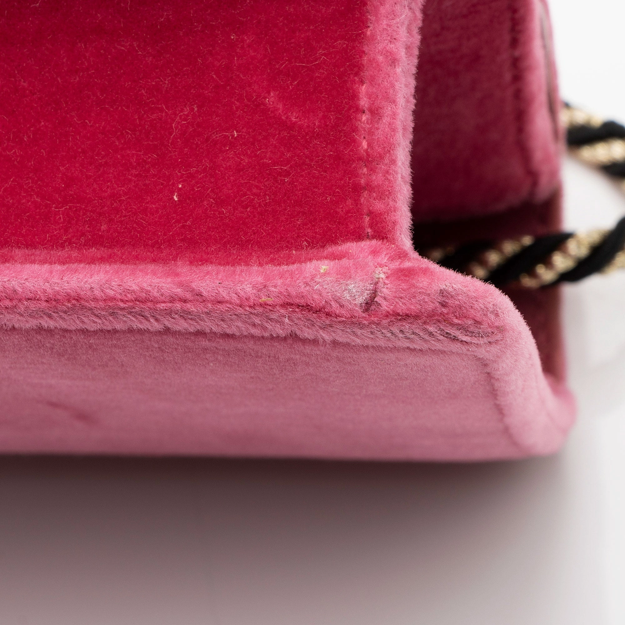 Gucci Velvet Crystal G Shoulder Bag (SHF-y04HzV)