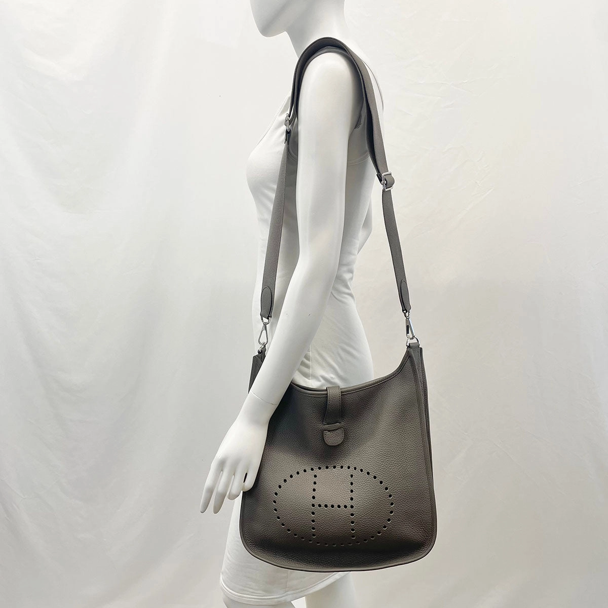 Hermes Evelyne 33 Crossbody
